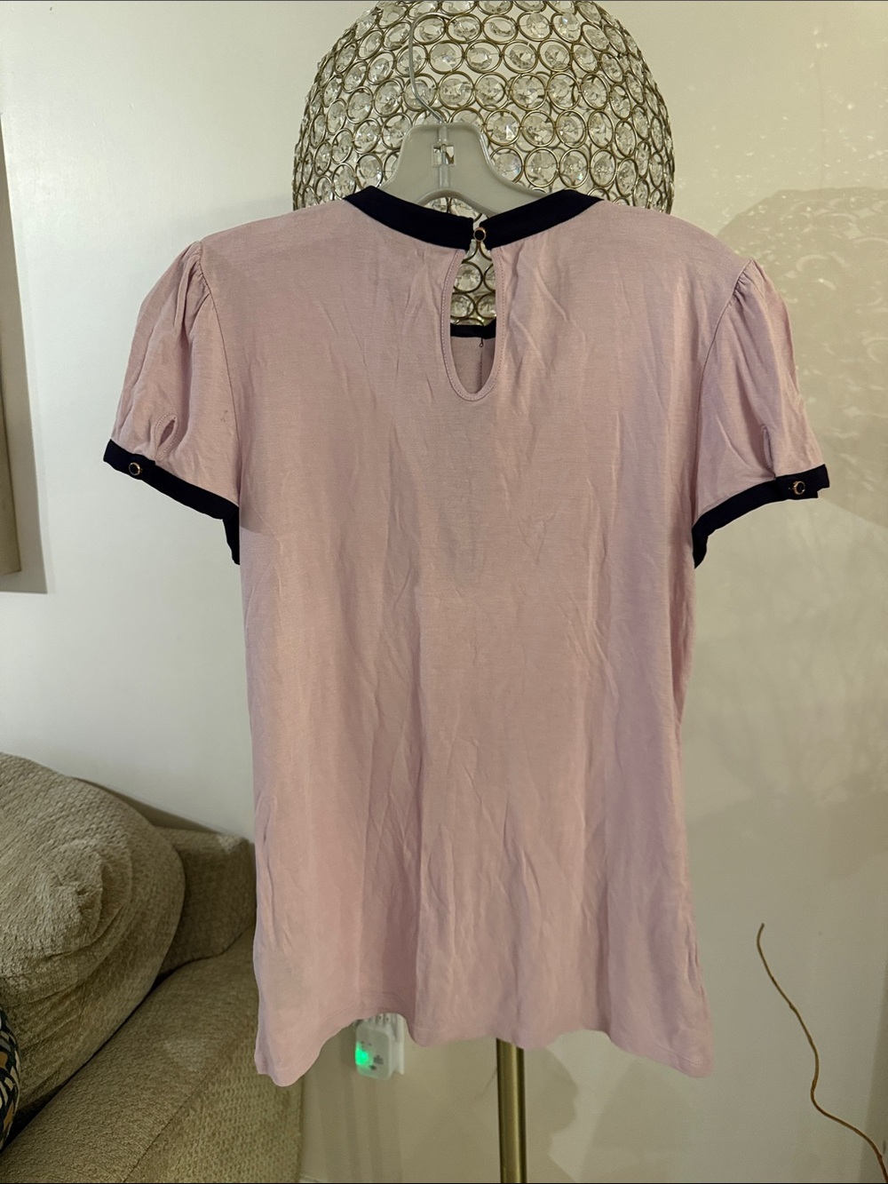 Ted Baker Pink Short-Sleeve Top with Black Bow Trim size 3 NWT - Picture 6 of 6